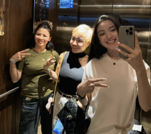 Chu Thanh Huyền Đón Gia Đình Chồng